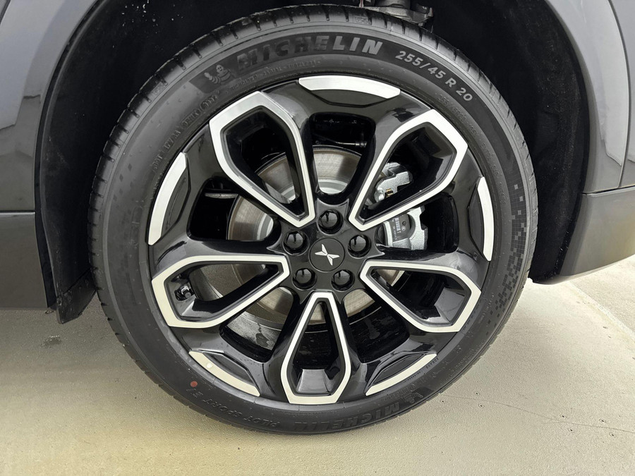 XPENG G6 RWD Long Range 80.8 kWh