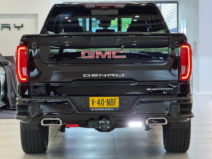 GMC Denali 6.2 V8 Sierra Denali