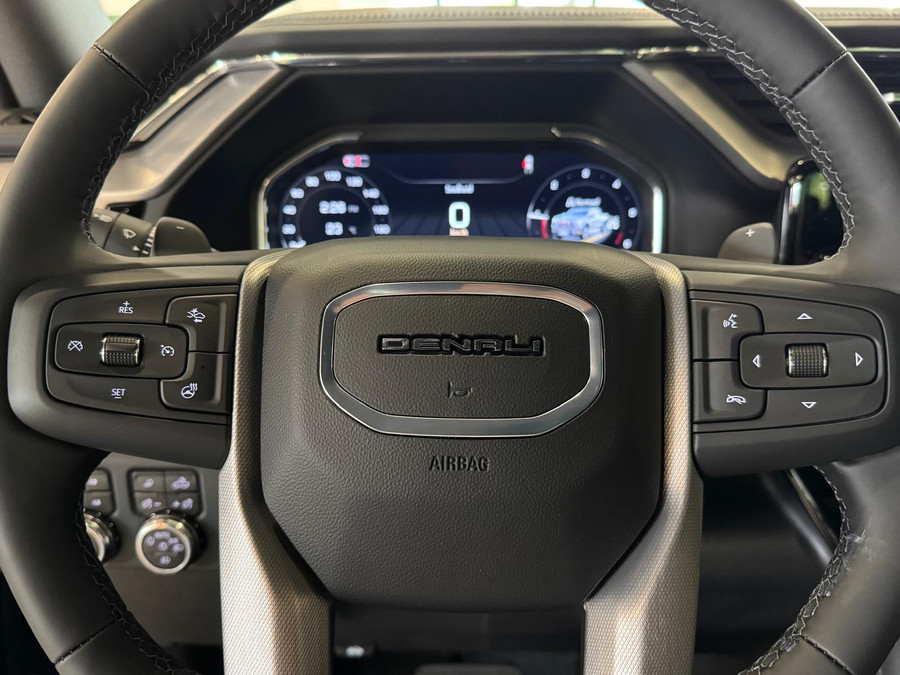 GMC Denali 6.2 V8 Sierra Denali