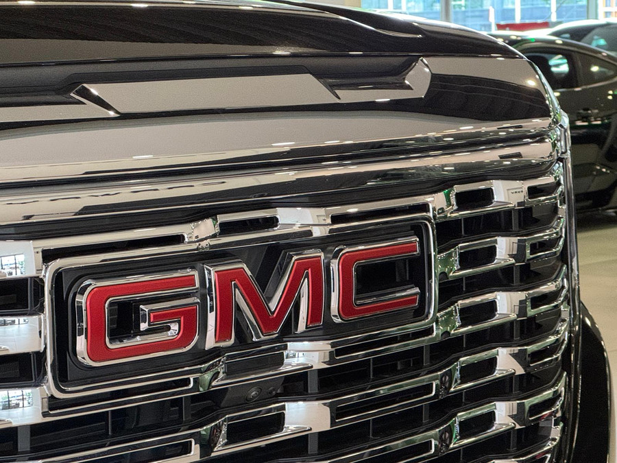 GMC Denali 6.2 V8 Sierra Denali