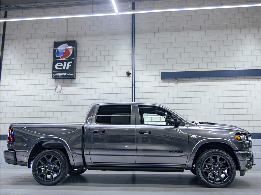 Dodge Dodge Ram Laramie Night Edition | 5.7L V8 Hemi | Full Option