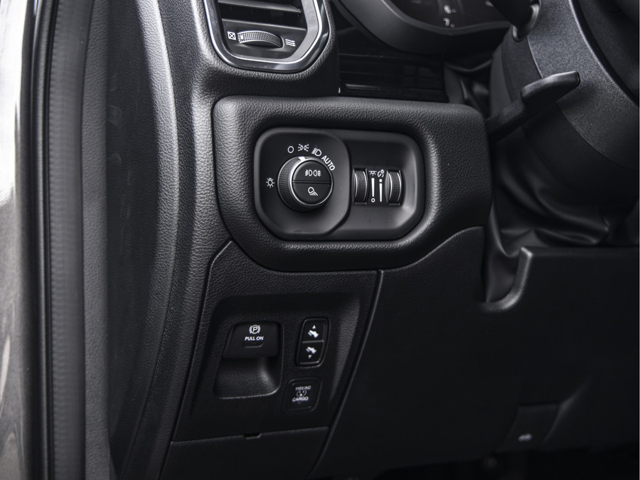 Dodge Dodge Ram Laramie Night Edition | 5.7L V8 Hemi | Full Option