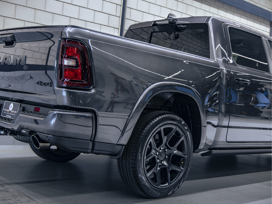 Dodge Dodge Ram Laramie Night Edition | 5.7L V8 Hemi | Full Option