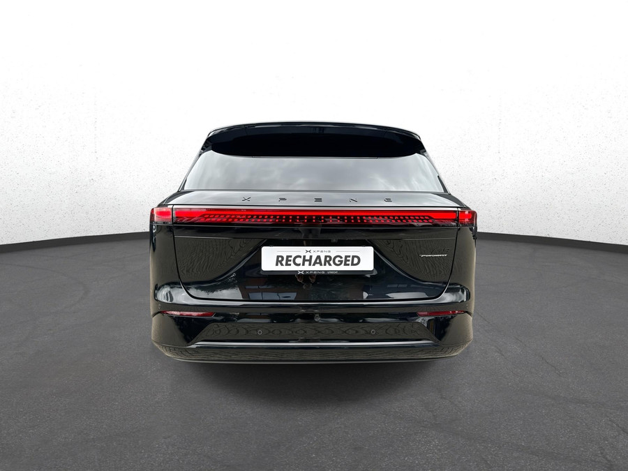 XPENG G9 AWD Performance 94.6 kWh