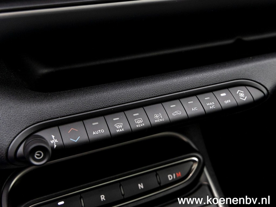 Jeep Avenger 1.2 E-HYBRID SUMMIT PANO / LEER / NAVIGATIE / ADAPTIVE CRUISE