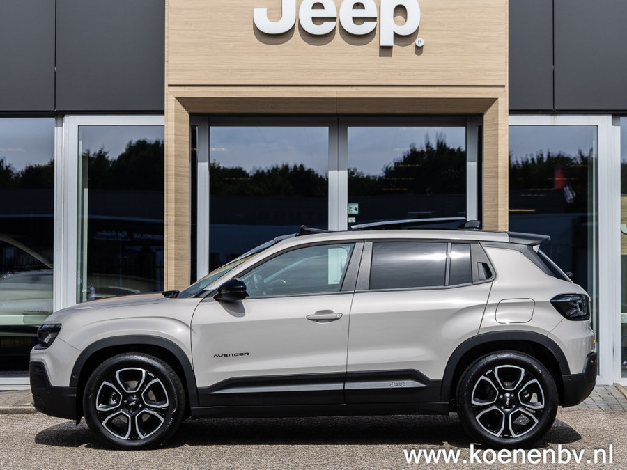 Jeep Avenger 1.2 E-HYBRID SUMMIT PANO / LEER / NAVIGATIE / ADAPTIVE CRUISE