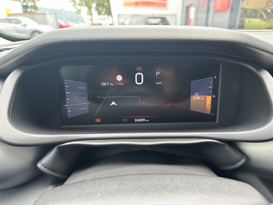 Jeep Avenger 110PK e-Hybrid e-DCT6 Summit (Elektr. achterklep - Navigatie - Camera - PDC)