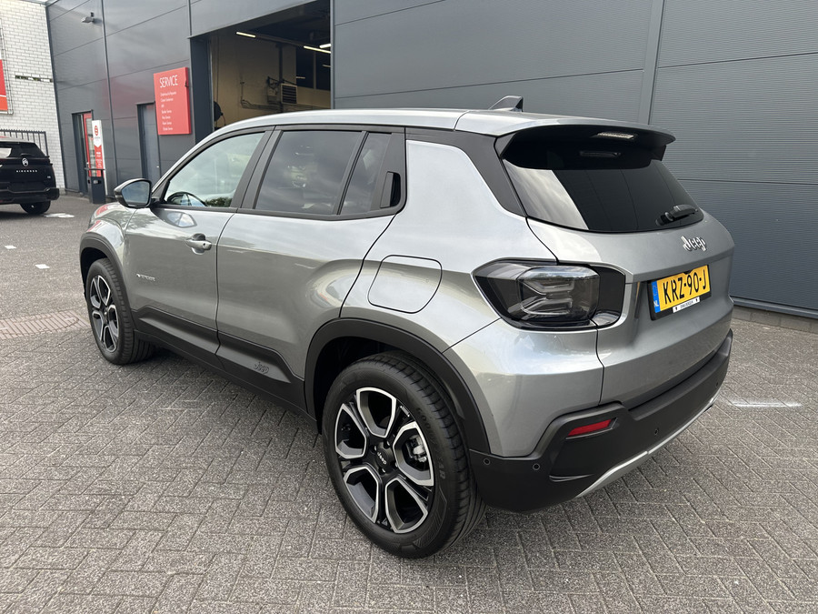 Jeep Avenger 110PK e-Hybrid e-DCT6 Summit (Elektr. achterklep - Navigatie - Camera - PDC)