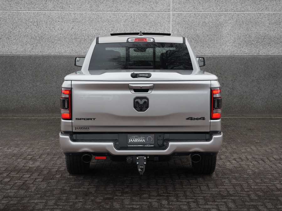 Dodge RAM 1500 5.7 V8 4x4 Crew Cab Sport