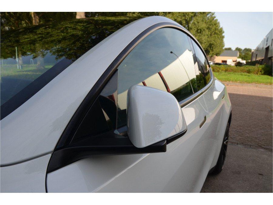 Tesla Model Y Long Range RWD 75 kWh