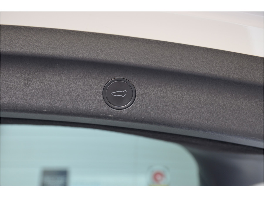 Tesla Model Y Long Range RWD 75 kWh