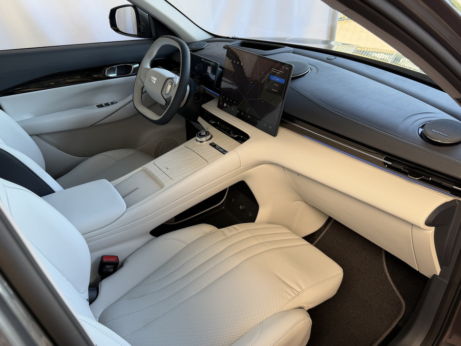 Geely E5 Max+ 68 kWh | 475 km WLTP | 8 Jaar Garantie | Pano | Elektr. Achterklep | 360° Camera | Warmtepomp |