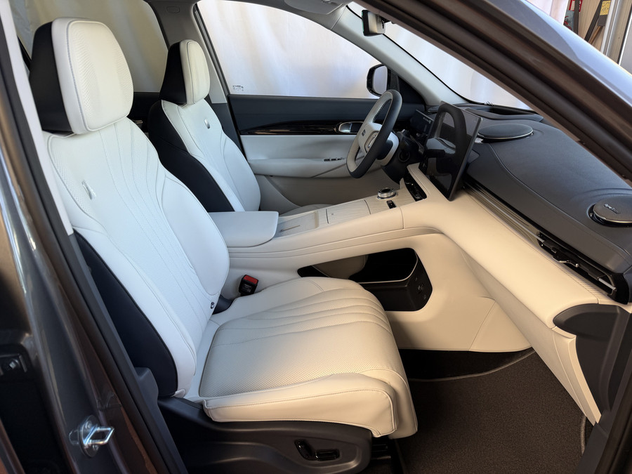Geely E5 Max+ 68 kWh | 475 km WLTP | 8 Jaar Garantie | Pano | Elektr. Achterklep | 360° Camera | Warmtepomp |