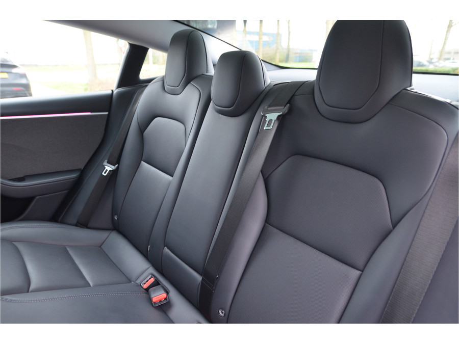 Tesla Model 3 RWD 60 kWh