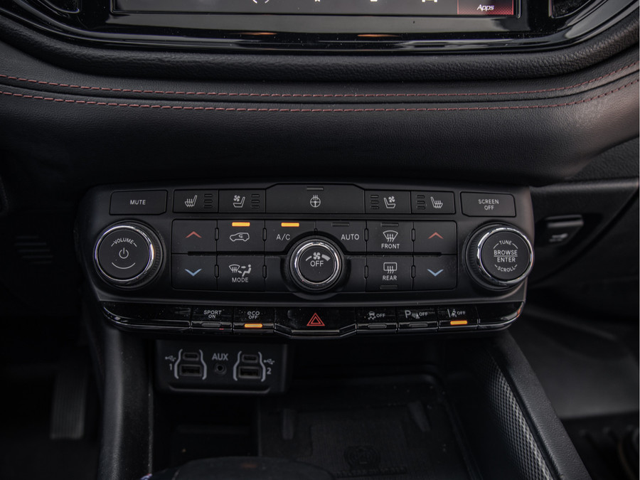 Dodge Durango R/T | 5.7L V8 | Grijs kenteken | Prins LPG