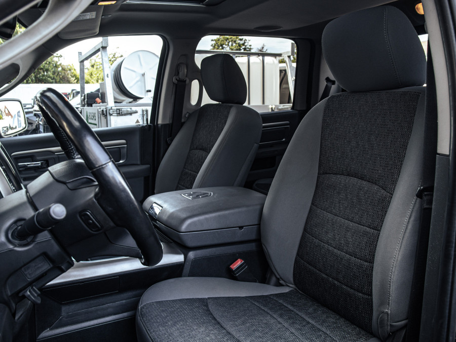 Dodge RAM 1500 SLT Classic