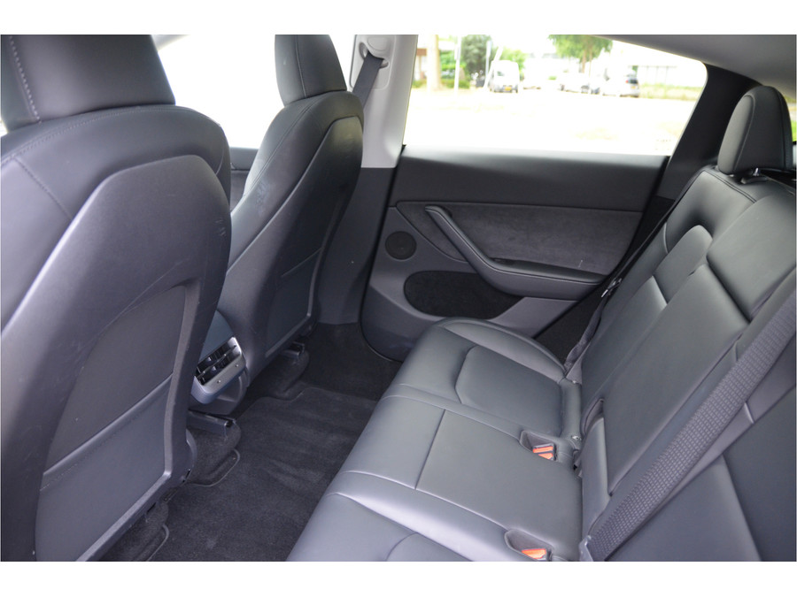 Tesla Model Y RWD 58 kWh