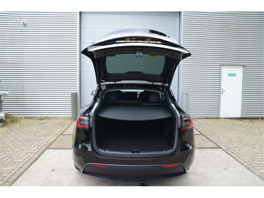 Tesla Model Y RWD 58 kWh