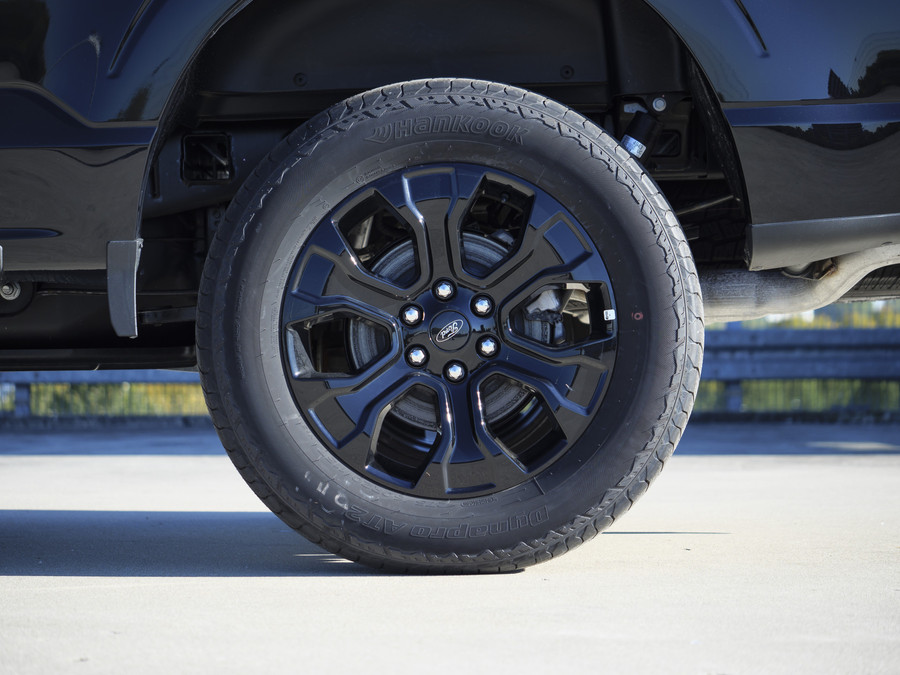 Ford F-150 5.0 V8 | Super Crew | Lariat FX4 | Black Edition | BPM-VRIJ