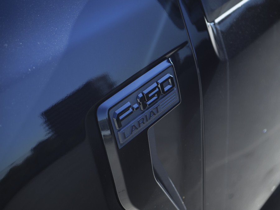 Ford F-150 5.0 V8 | Super Crew | Lariat FX4 | Black Edition | BPM-VRIJ