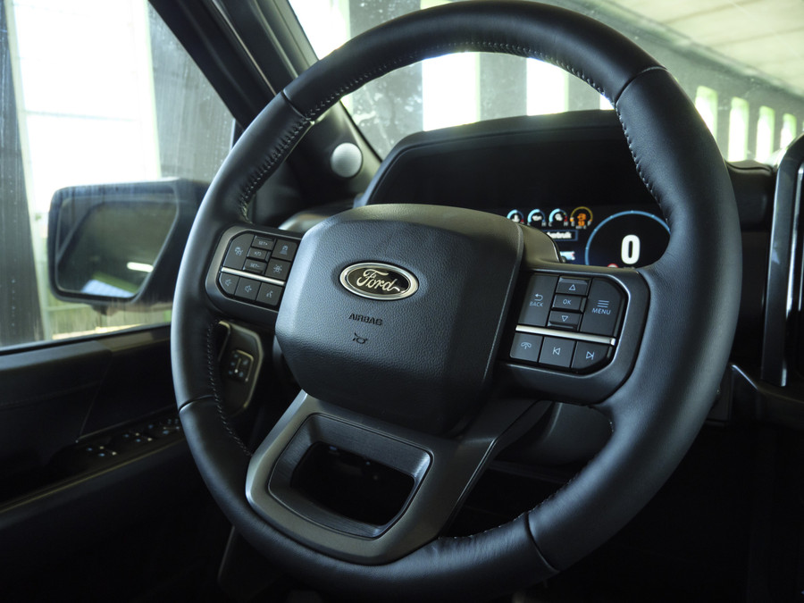 Ford F-150 5.0 V8 | Super Crew | Lariat FX4 | Black Edition | BPM-VRIJ