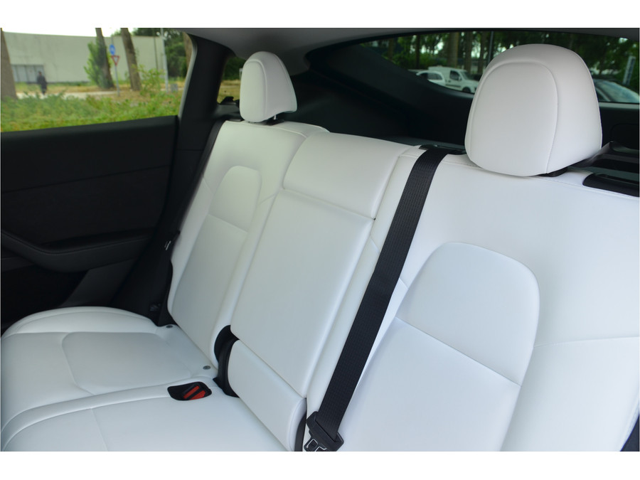 Tesla Model Y RWD 58 kWh