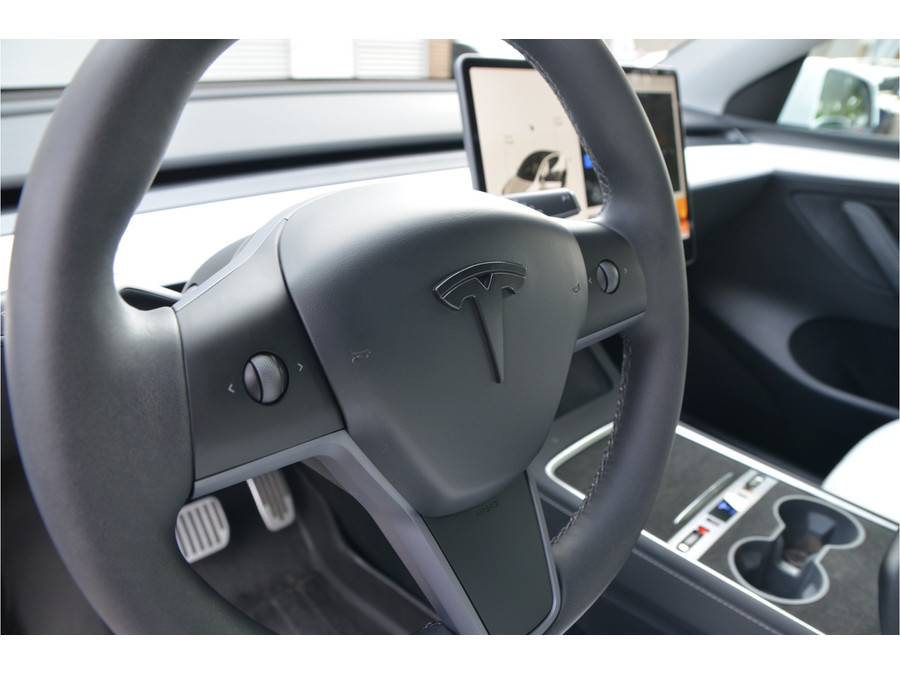 Tesla Model Y RWD 58 kWh