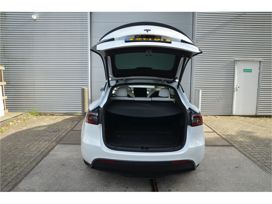 Tesla Model Y RWD 58 kWh