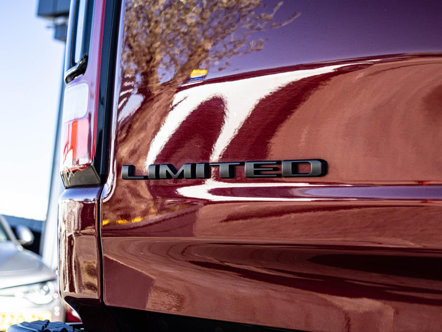 Dodge RAM 1500 5.7 V8 4x4 Crew Cab Limited