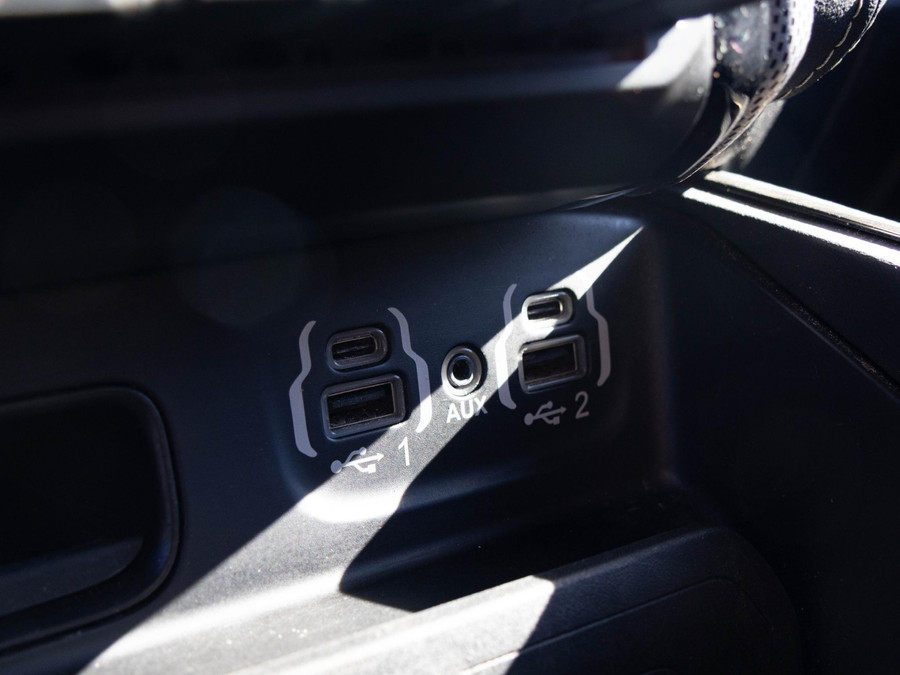 Dodge RAM 1500 5.7 V8 4x4 Crew Cab Limited