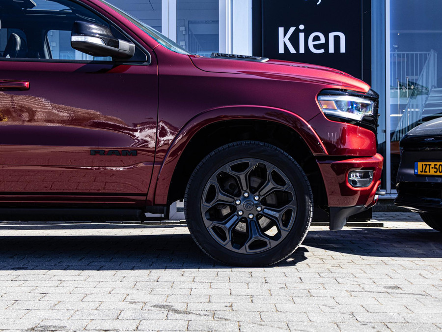 Dodge RAM 1500 5.7 V8 4x4 Crew Cab Limited