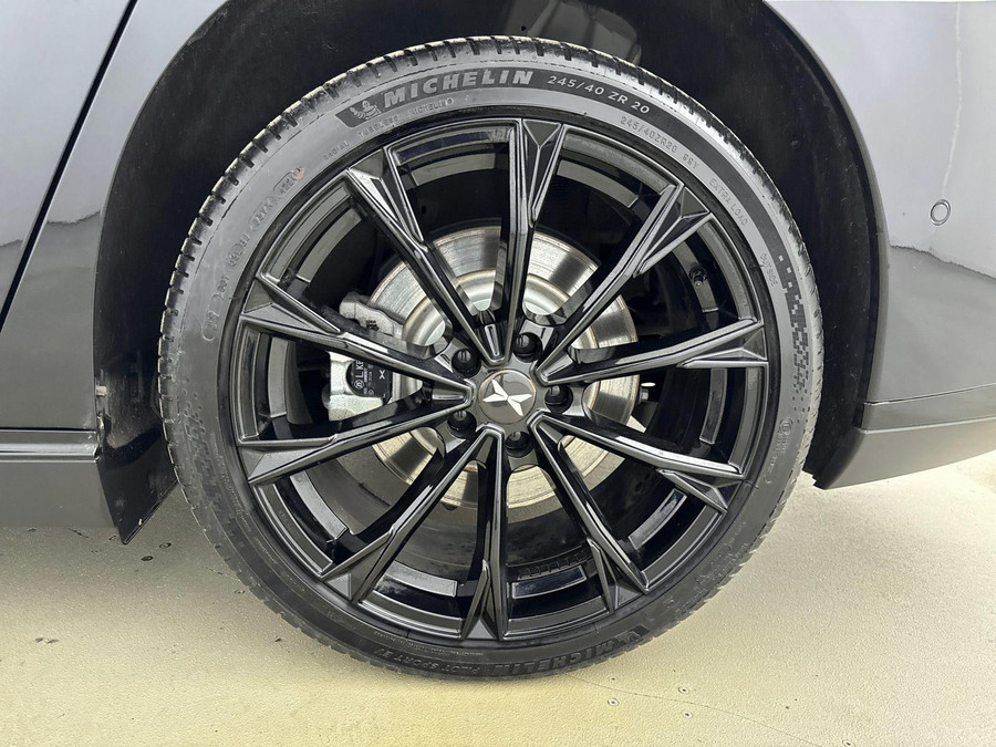 XPENG P7 AWD Performance 86 kWh