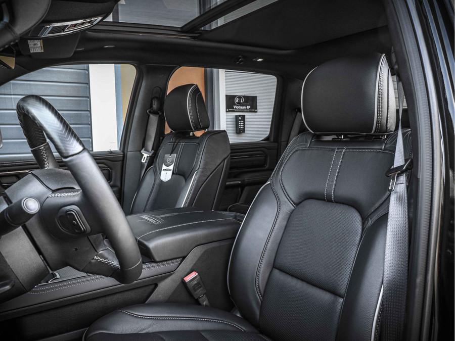 Dodge Ram 1500 Limited Night Edition