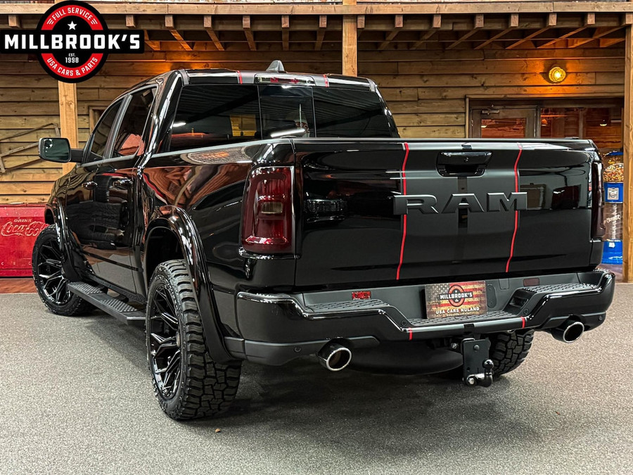 Dodge RAM 1500 Laramie Hurricane