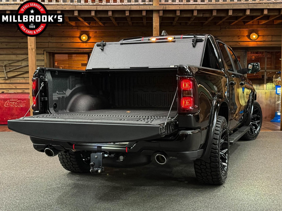 Dodge RAM 1500 Laramie Hurricane
