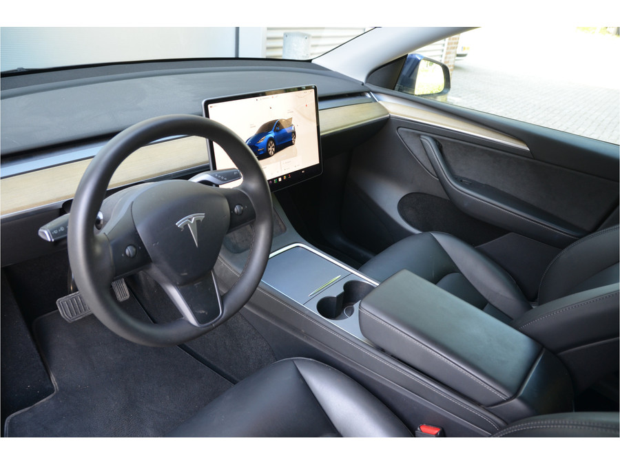 Tesla Model Y Long Range AWD 75 kWh