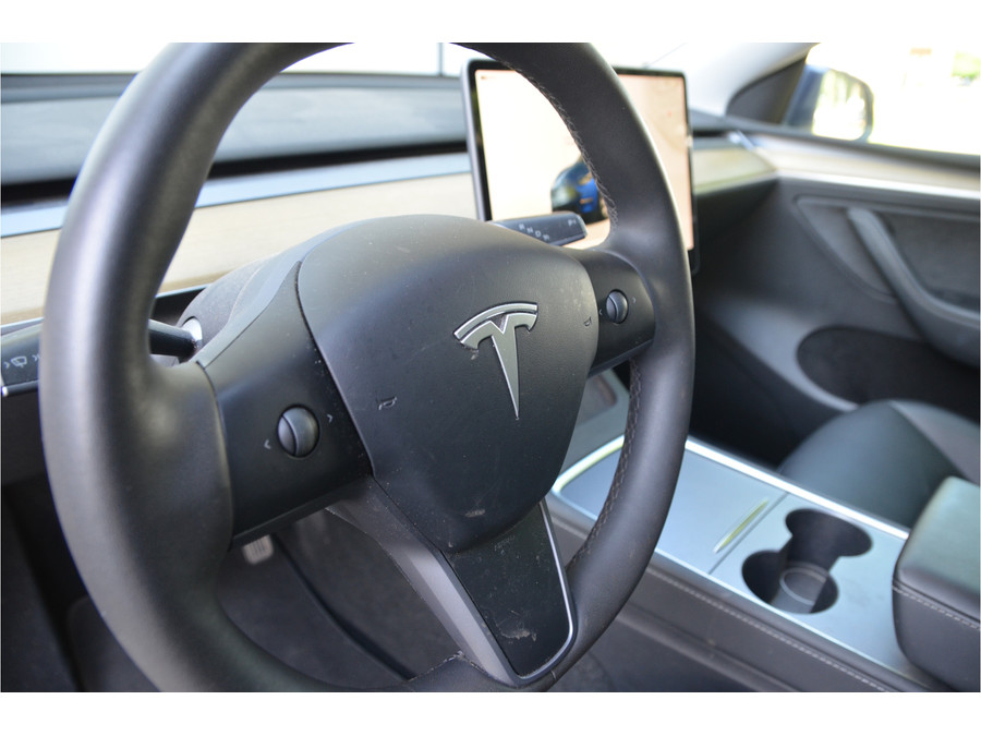 Tesla Model Y Long Range AWD 75 kWh