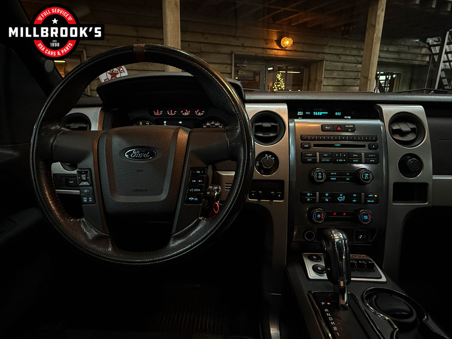Ford F-150 RAPTOR 6.2 V8