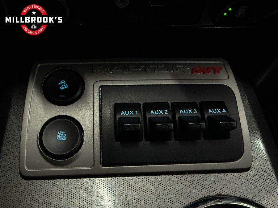 Ford F-150 RAPTOR 6.2 V8