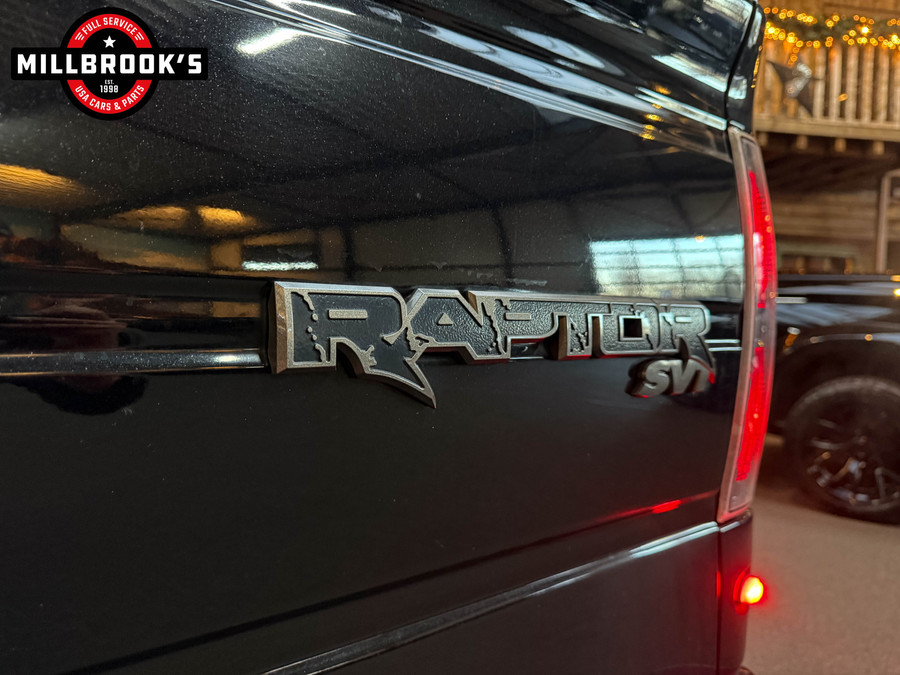 Ford F-150 RAPTOR 6.2 V8