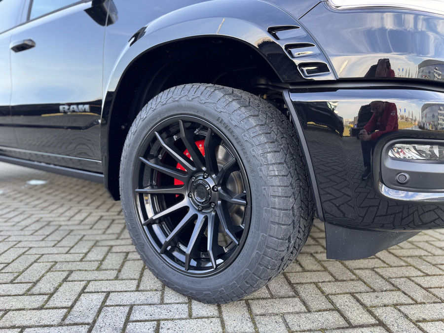 Dodge Ram 1500 Limited XXL