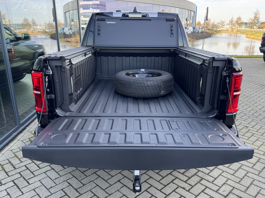 Dodge Ram 1500 Limited XXL