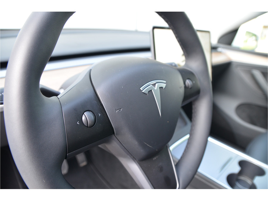 Tesla Model Y RWD 58 kWh