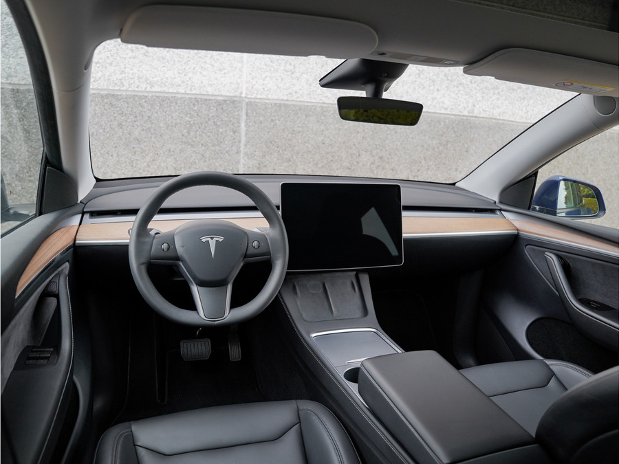 Tesla Model Y Long Range AWD 75 kWh