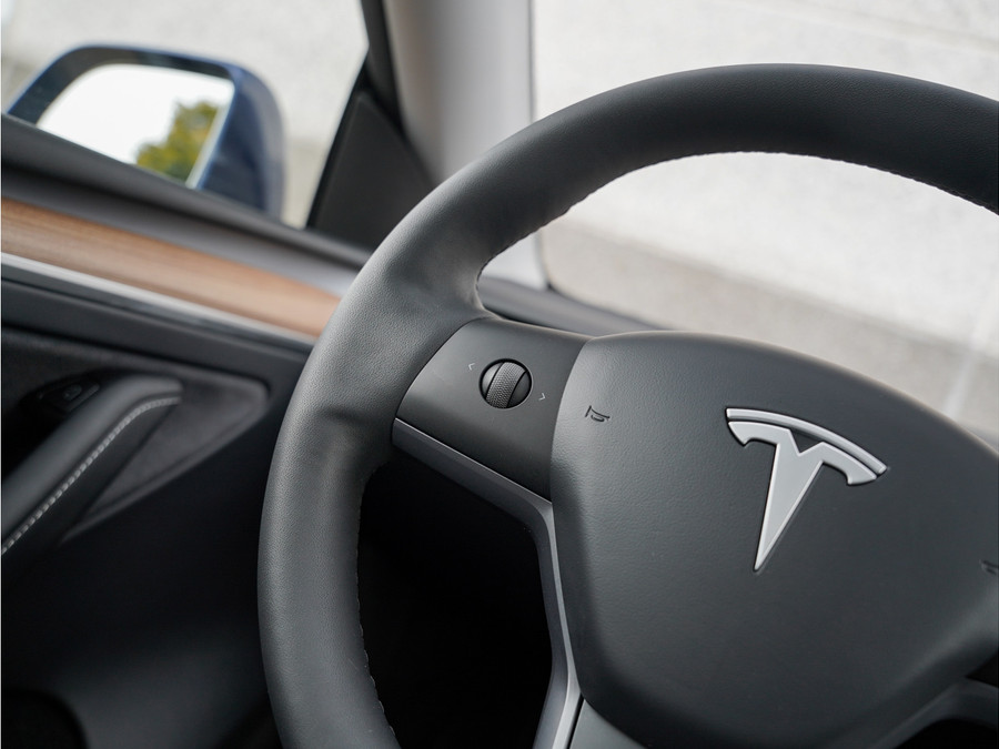 Tesla Model Y Long Range AWD 75 kWh
