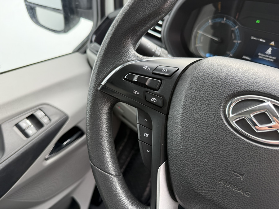 Maxus eDeliver 9 72kWh 204PK L2H2 280km Stad WLTP Snelladen LED Carplay Cruise control Camera Airco Parkeersensoren v