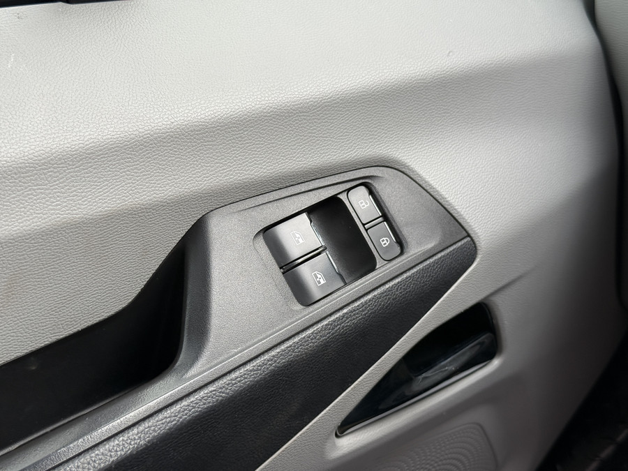 Maxus eDeliver 9 72kWh 204PK L2H2 280km Stad WLTP Snelladen LED Carplay Cruise control Camera Airco Parkeersensoren v