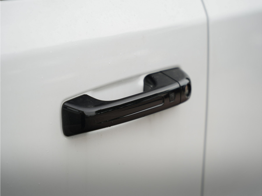 Dodge RAM 1500 5.7 V8 4x4 Crew Cab Laramie Night