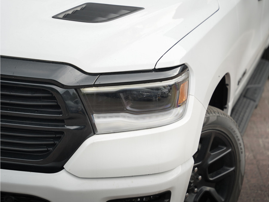 Dodge RAM 1500 5.7 V8 4x4 Crew Cab Laramie Night