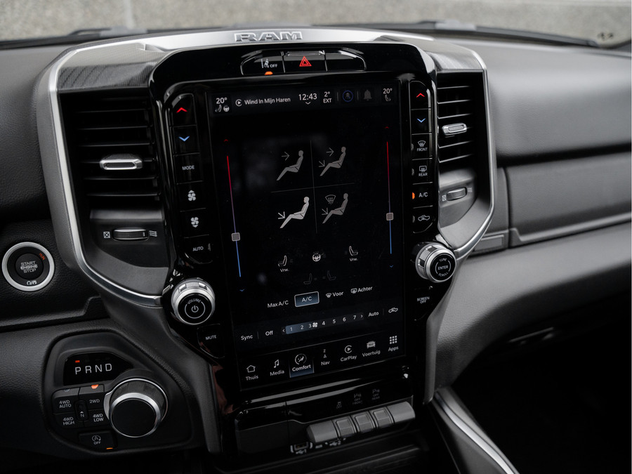 Dodge RAM 1500 3.0L SST 420pk Big Horn Night CrewCab 4x4